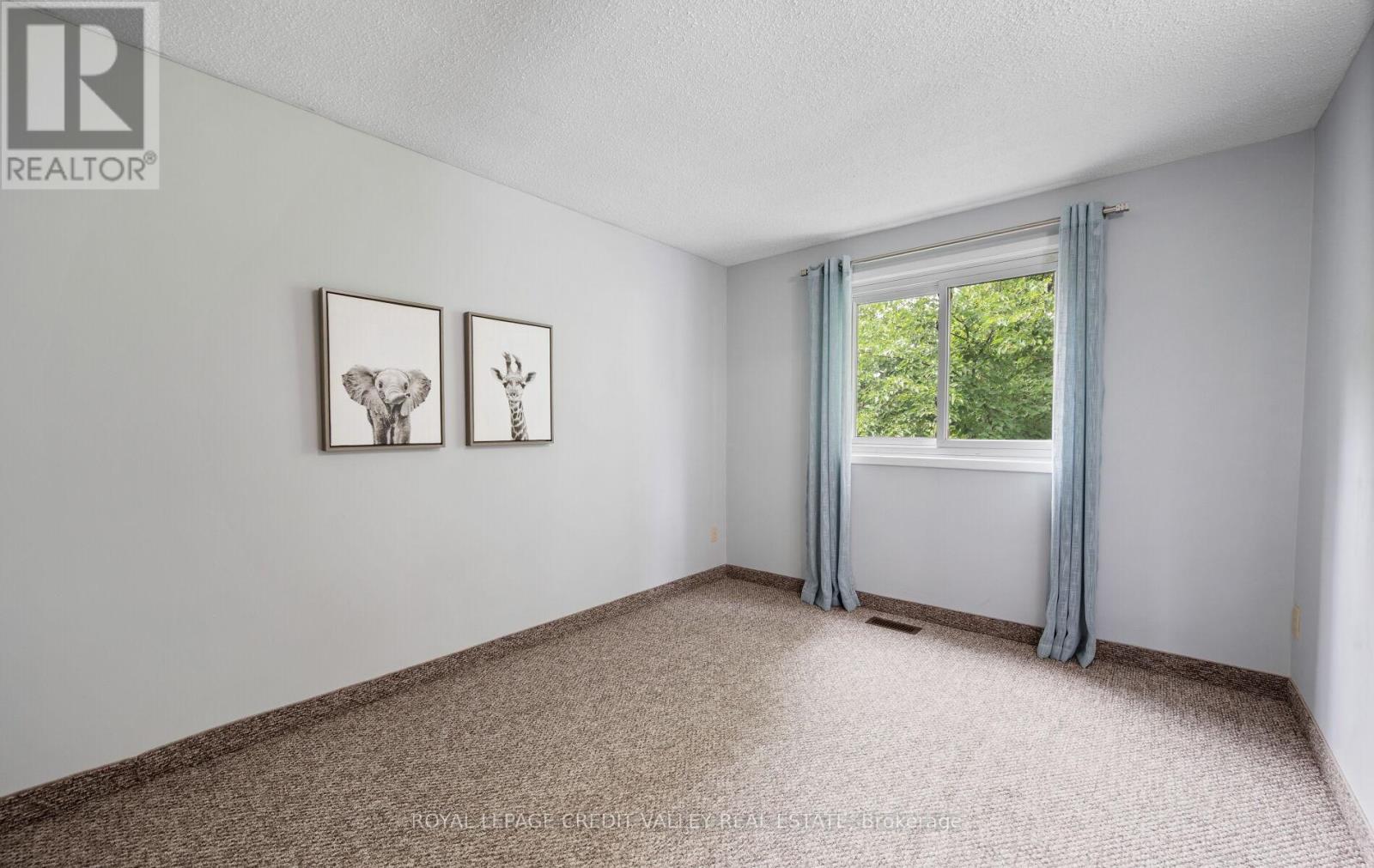 7 HILLPARK TRAIL - 30