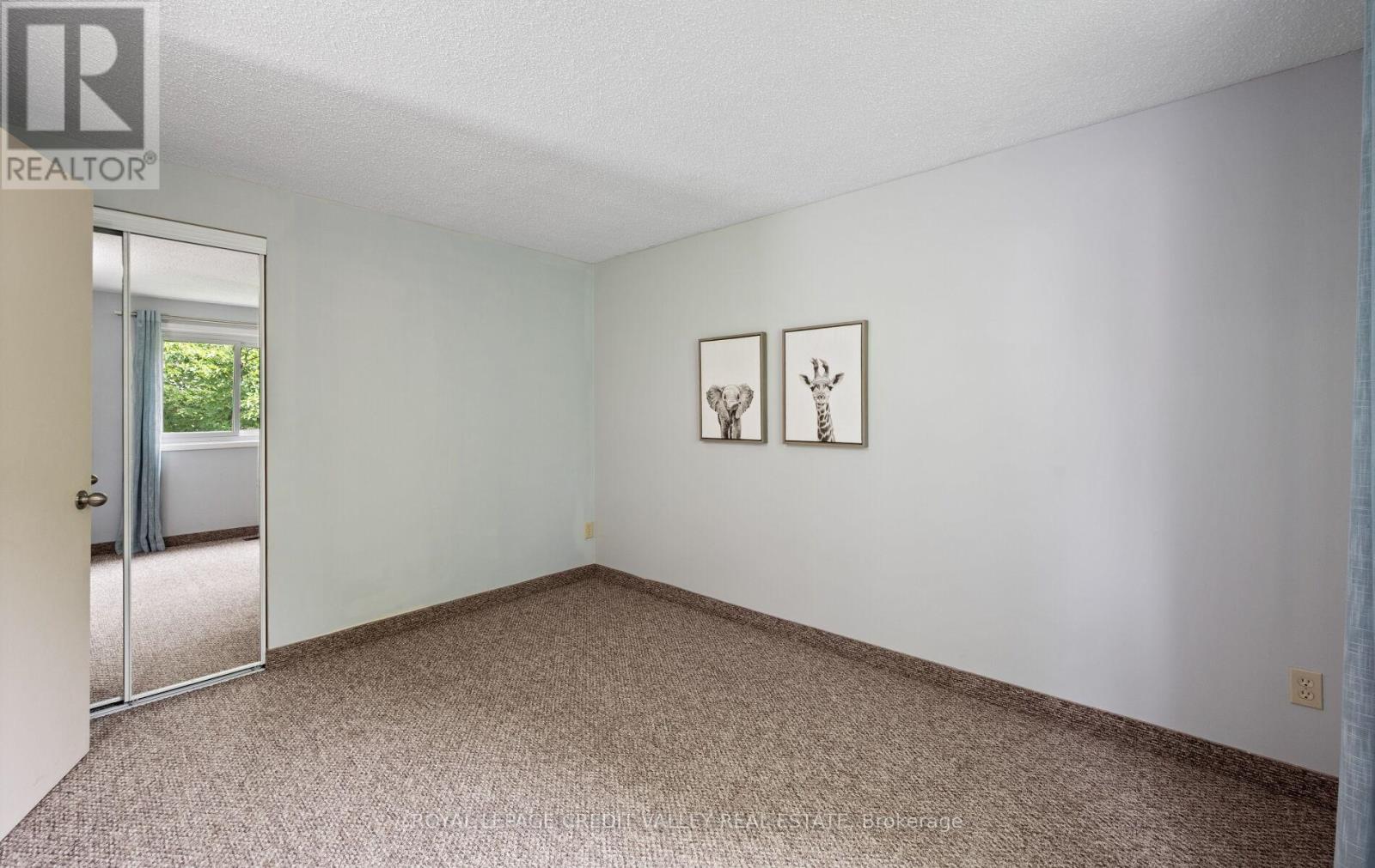 7 HILLPARK TRAIL - 31