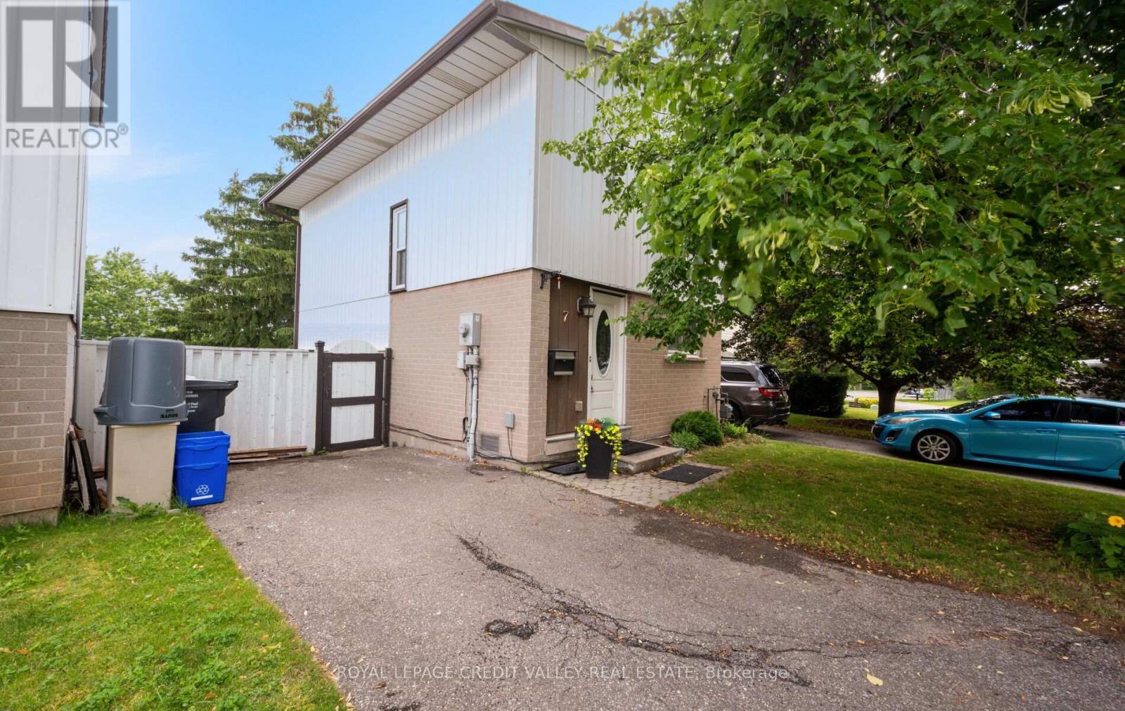 7 HILLPARK TRAIL - 4