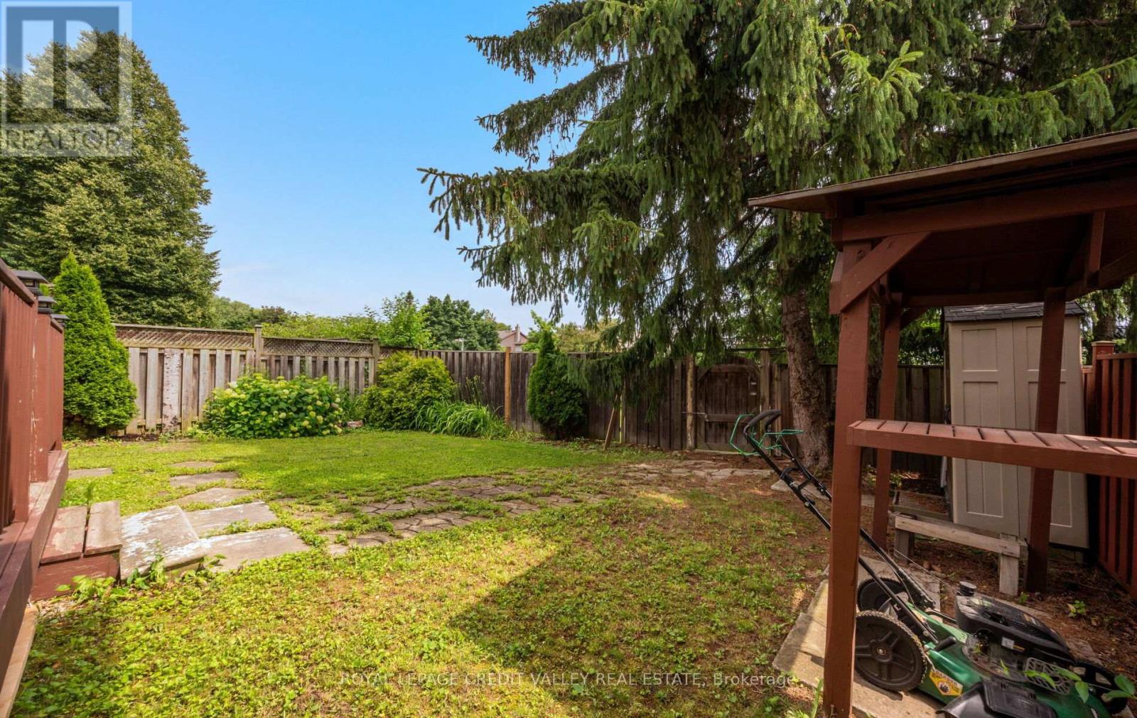 7 HILLPARK TRAIL - 45