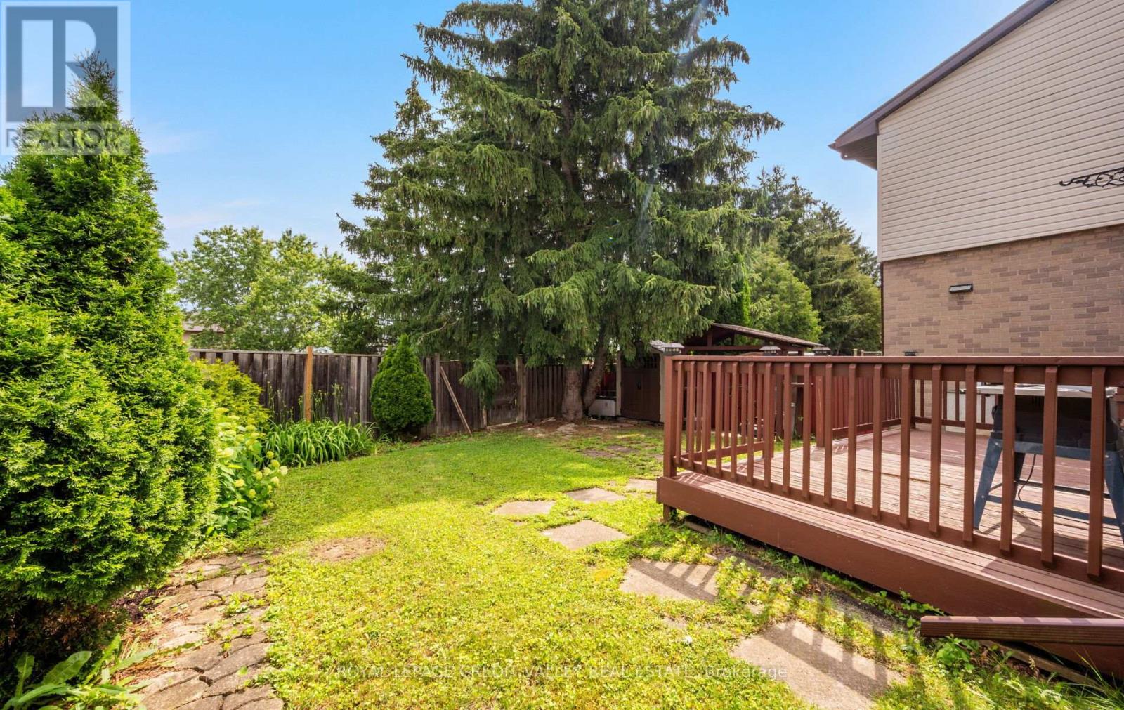7 HILLPARK TRAIL - 49