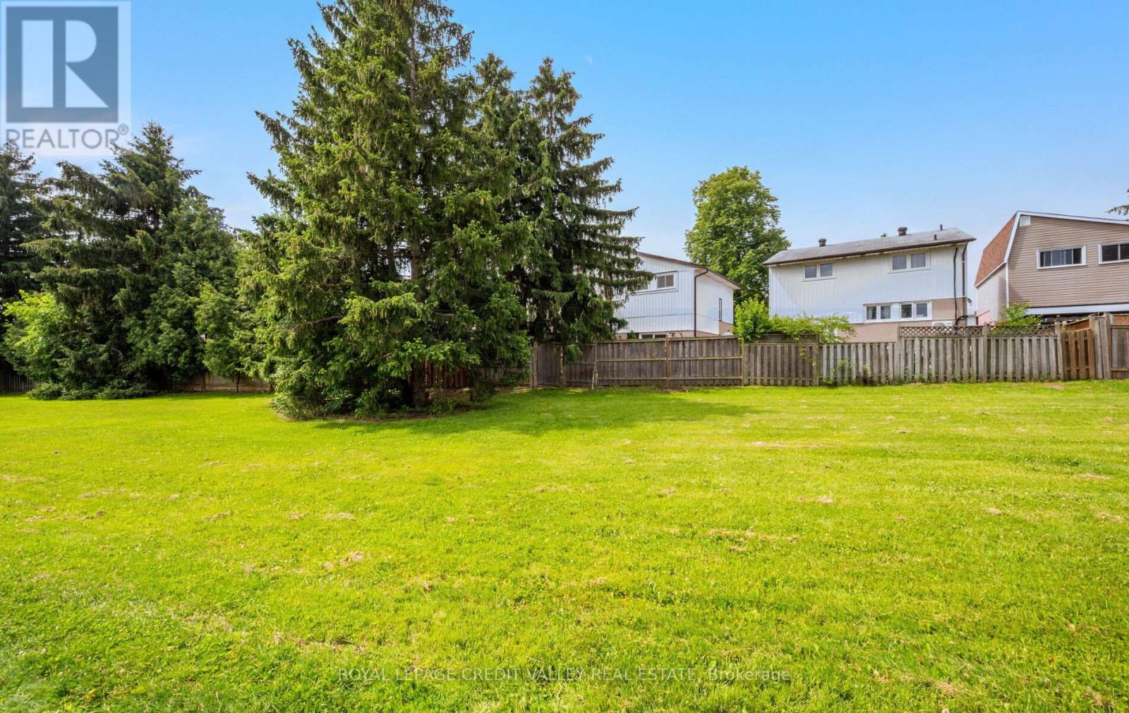 7 HILLPARK TRAIL - 50