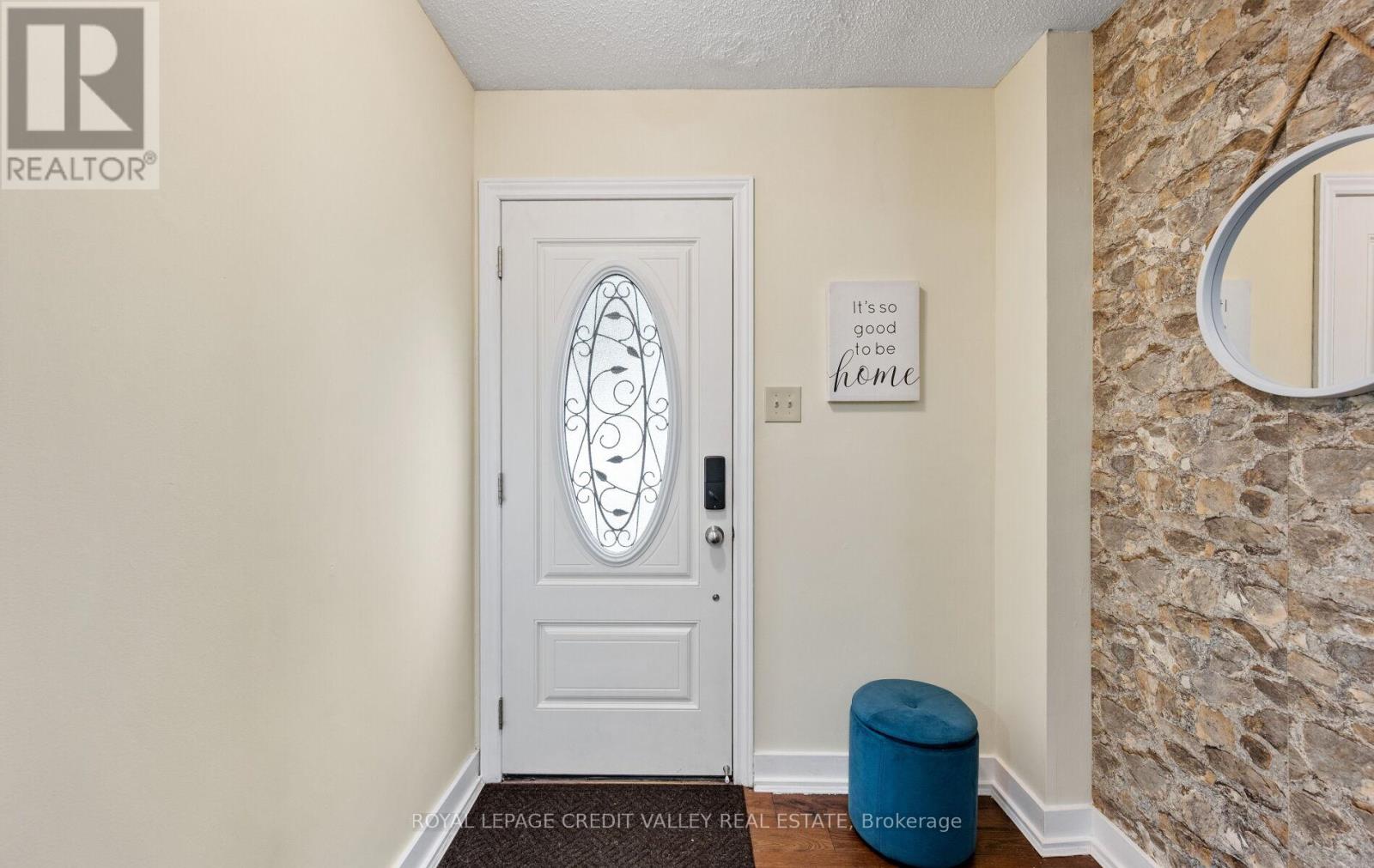 7 HILLPARK TRAIL - 6