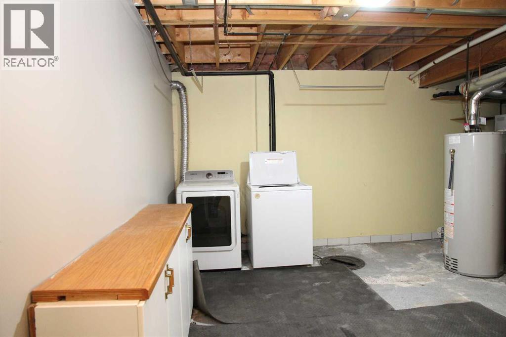 5224 23 Street - 25