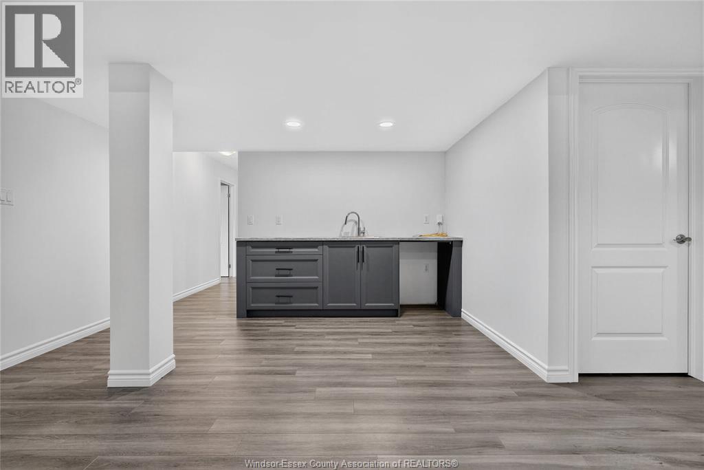 1175 Copeland - Image 24
