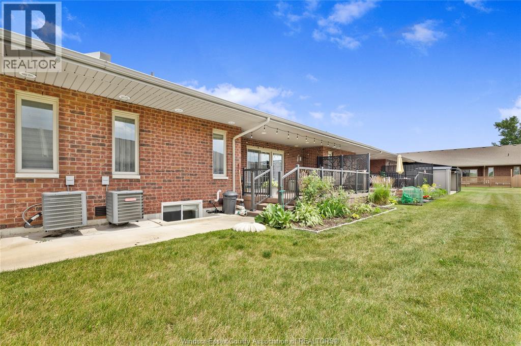 1175 Copeland - 35