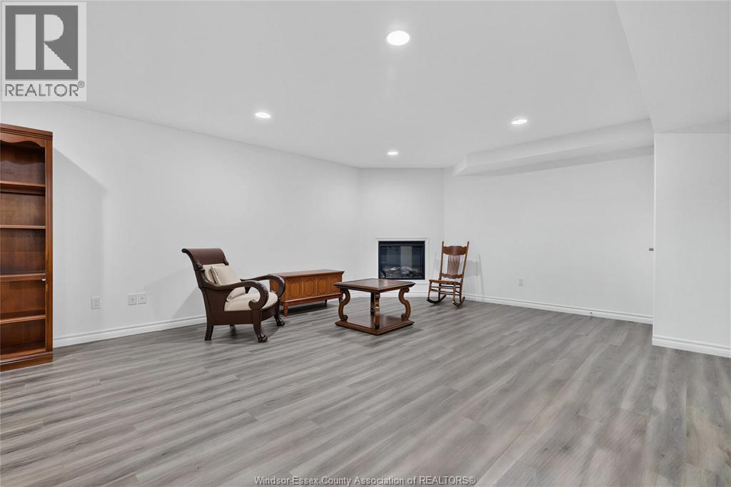 1175 Copeland - 25