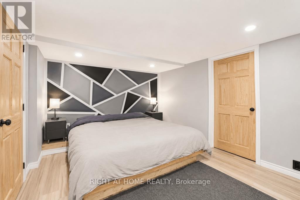 1105 PIONEER ROAD - 23