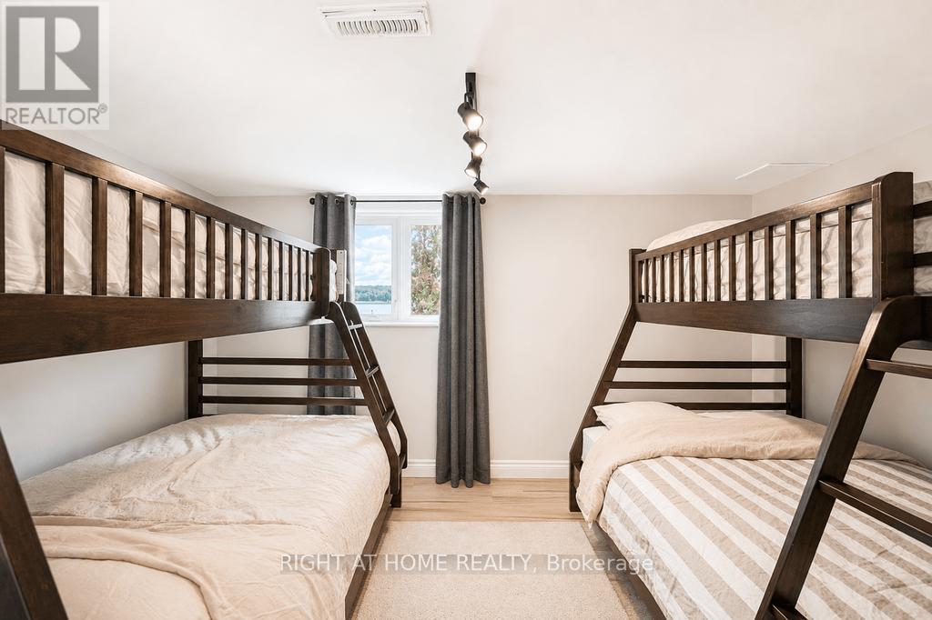1105 PIONEER ROAD - 24