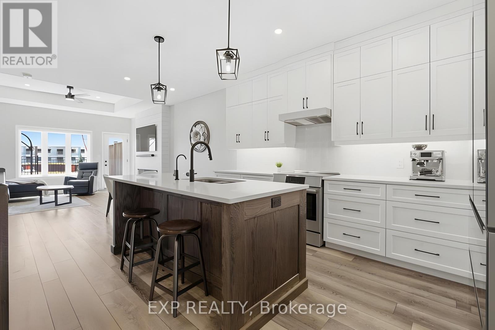 137 SOUTH PARKWOOD BOULEVARD - 11