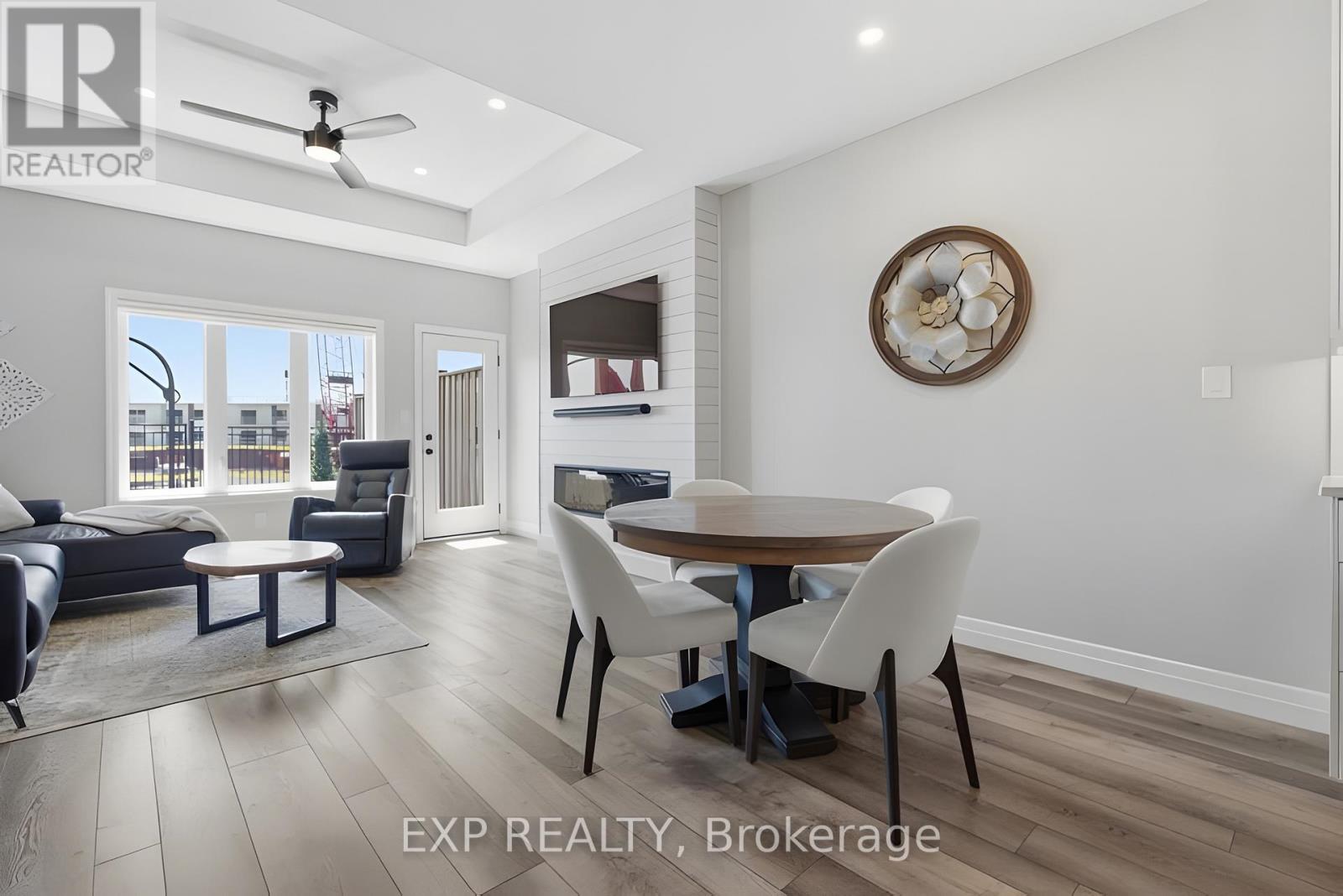 137 SOUTH PARKWOOD BOULEVARD - 16