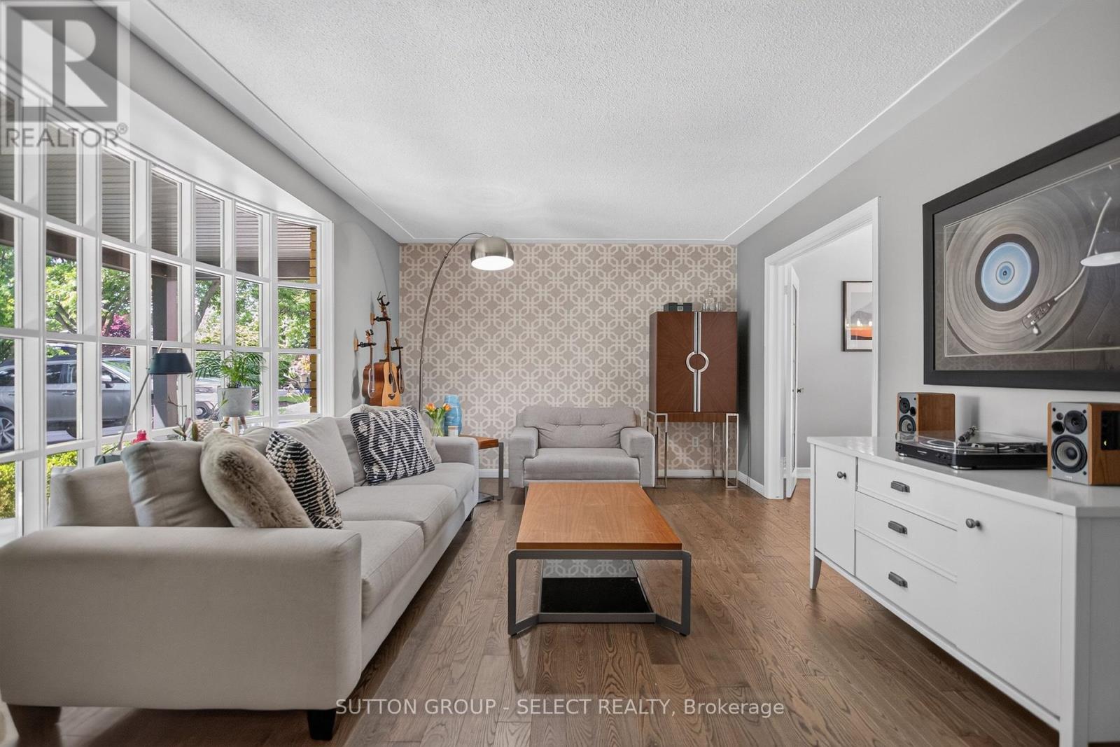 25 HAVENRIDGE CRESCENT - 10