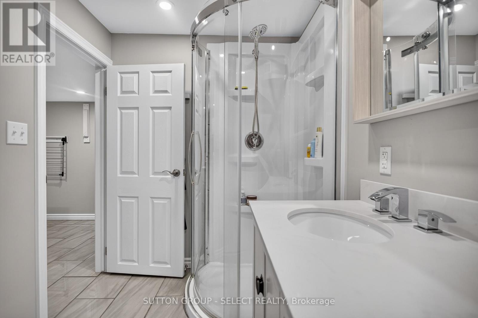 25 HAVENRIDGE CRESCENT - 37