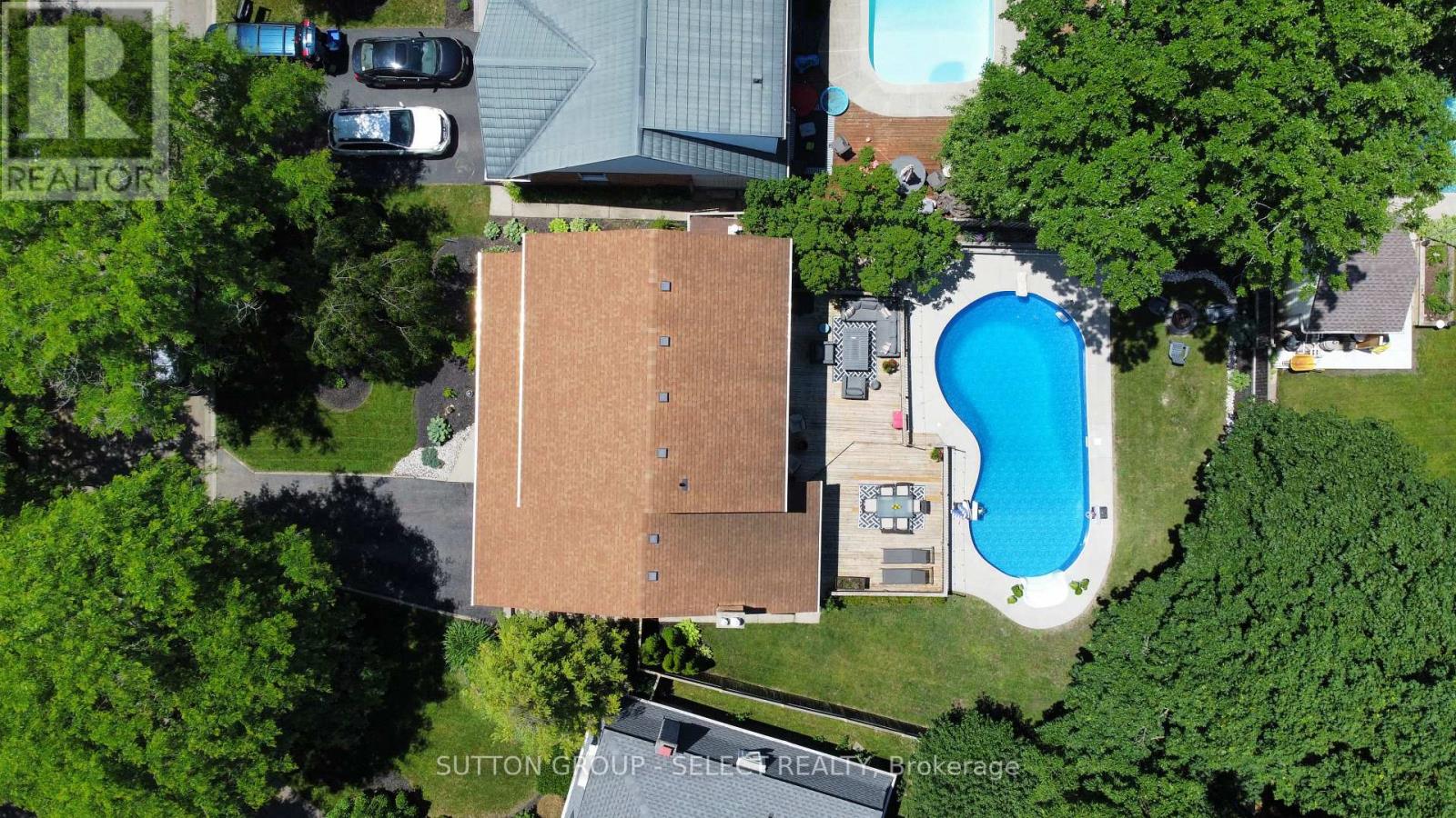 25 HAVENRIDGE CRESCENT - 45