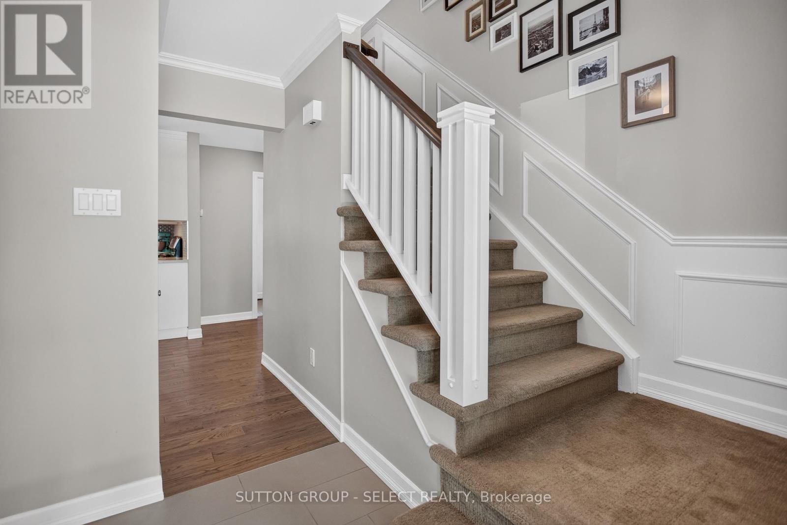 25 HAVENRIDGE CRESCENT - 9