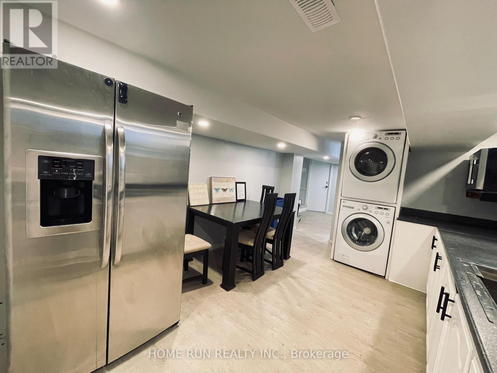 378 ENFIELD AVENUE - 16