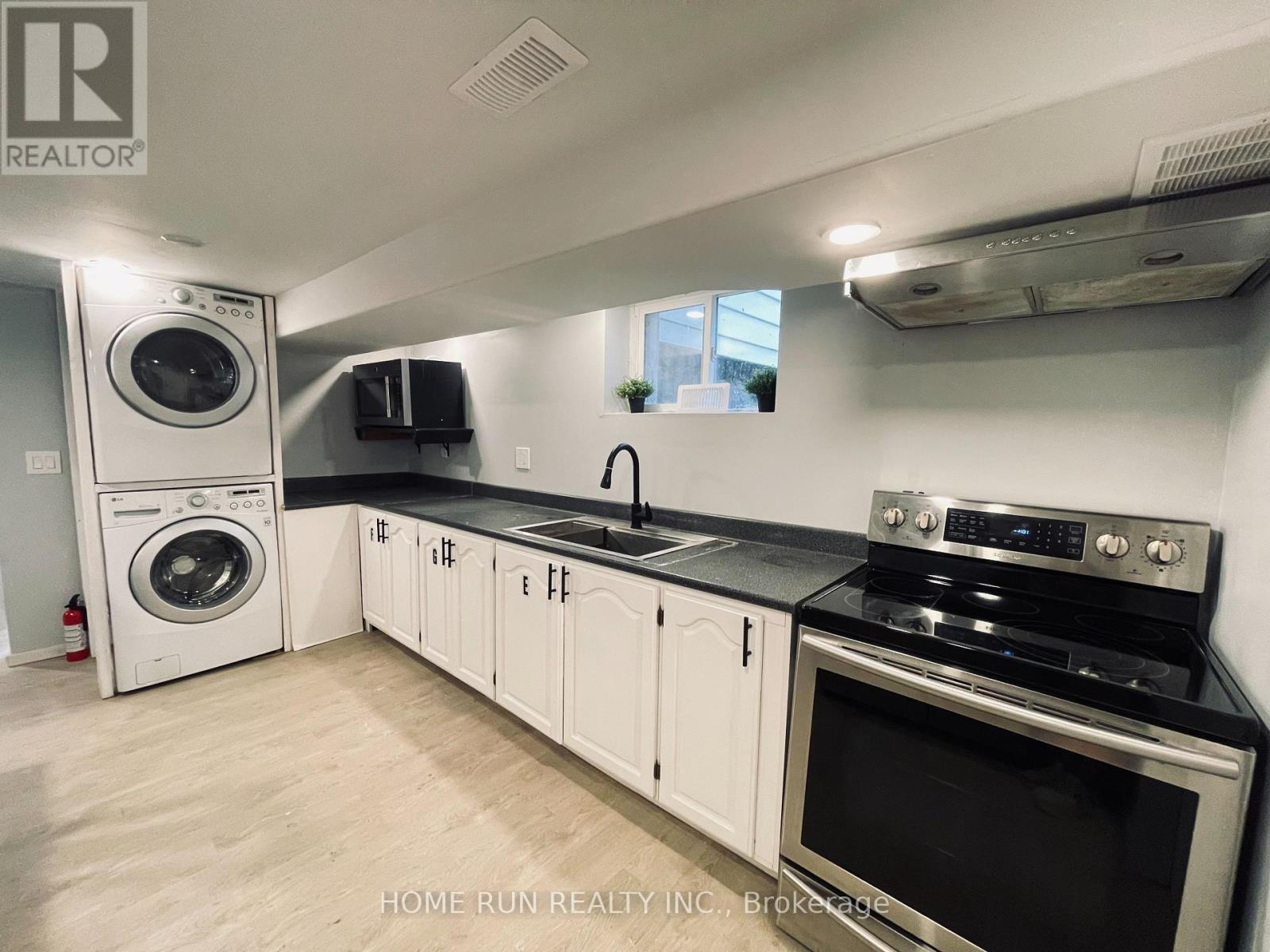 378 ENFIELD AVENUE - 17