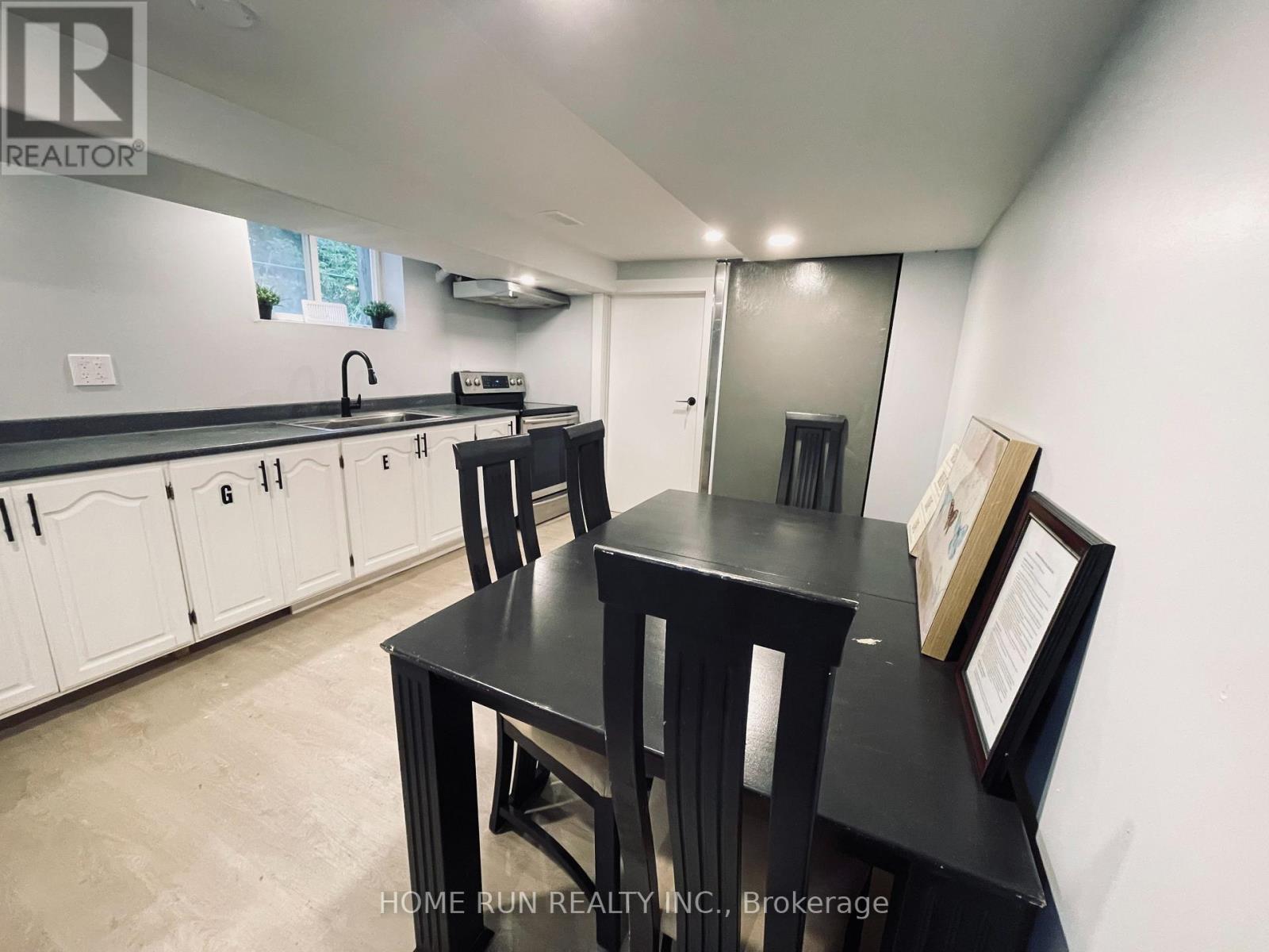 378 ENFIELD AVENUE - 18
