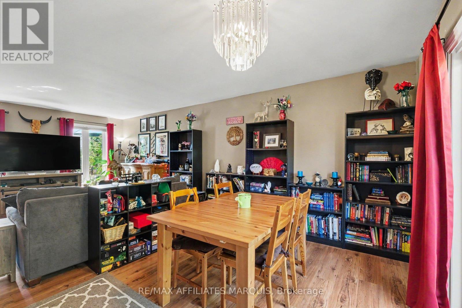 7496 ROGER STEVENS DRIVE - 9