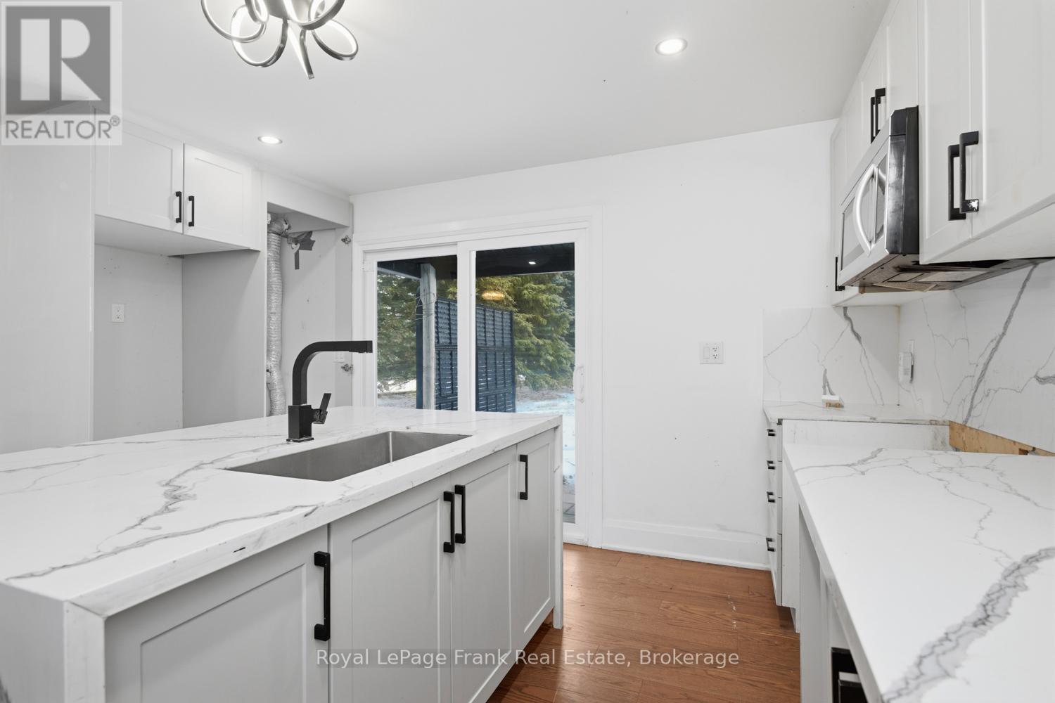 3531 SIMCOE STREET N - 12
