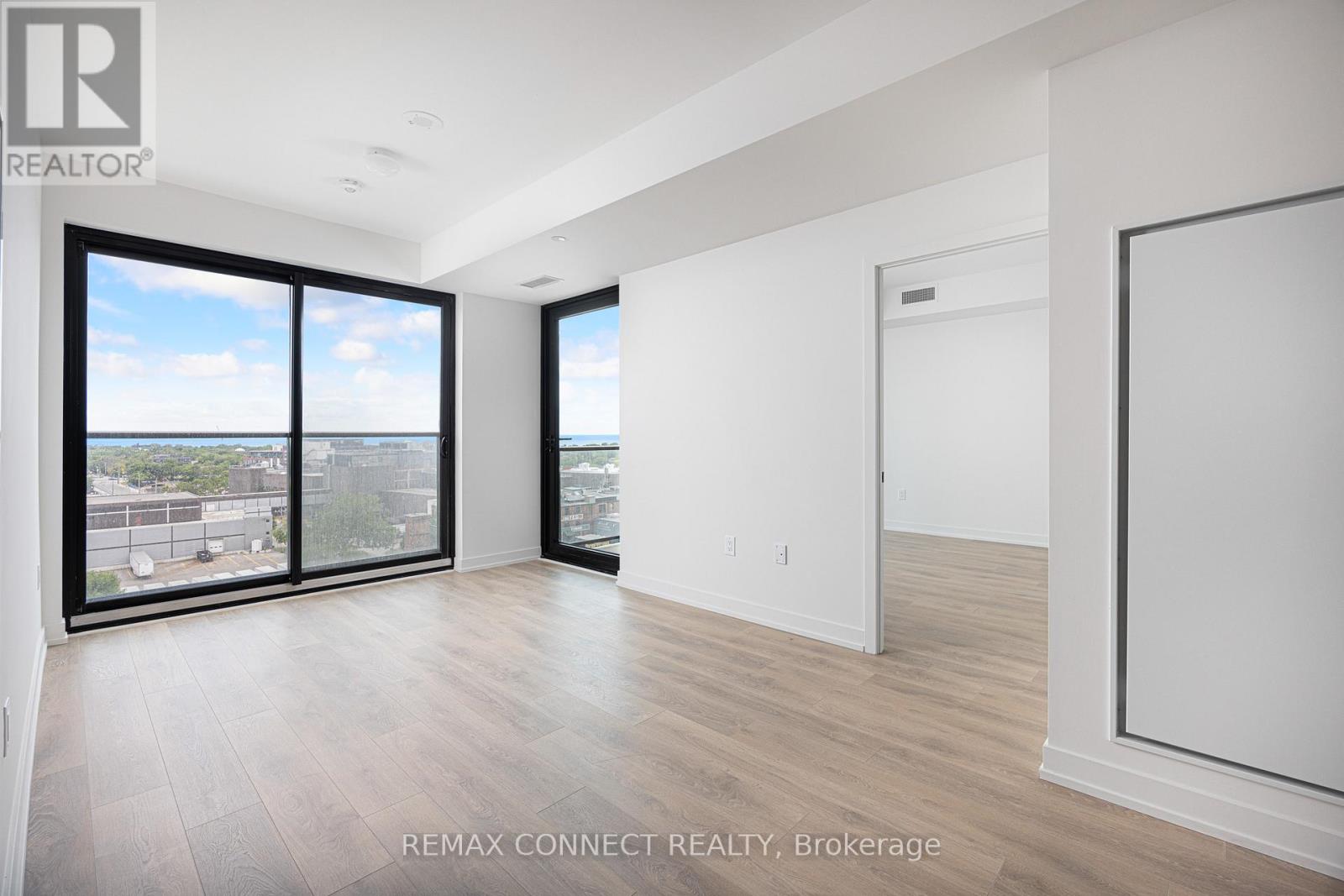 #1002 181 STERLING ROAD - 1