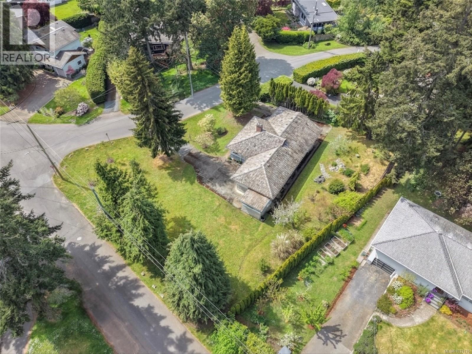 4047 Haro Rd - 32