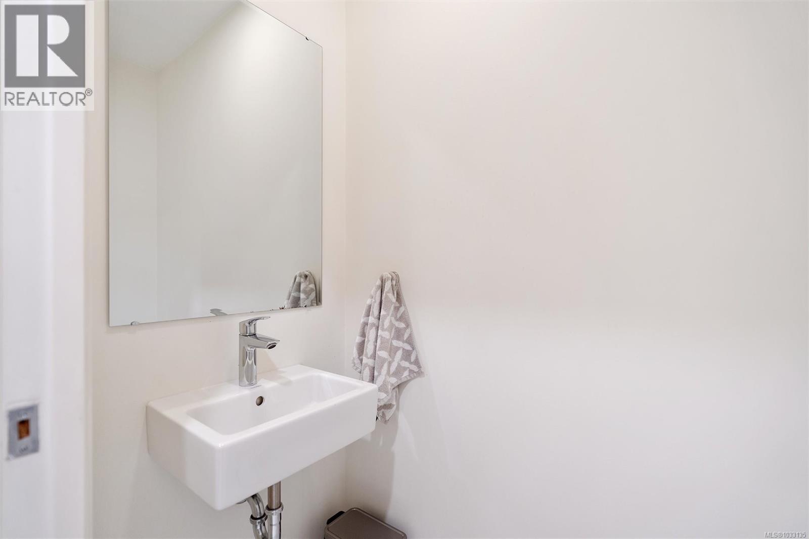 4047 Haro Rd - 19