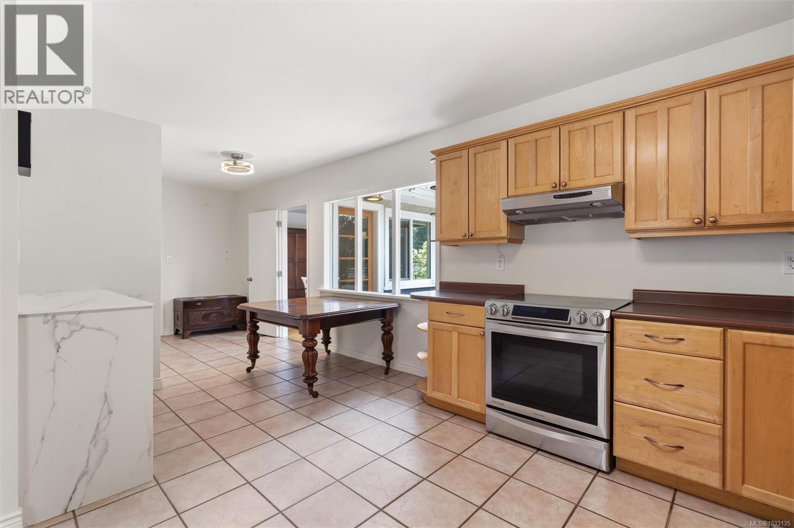 4047 Haro Rd - 11