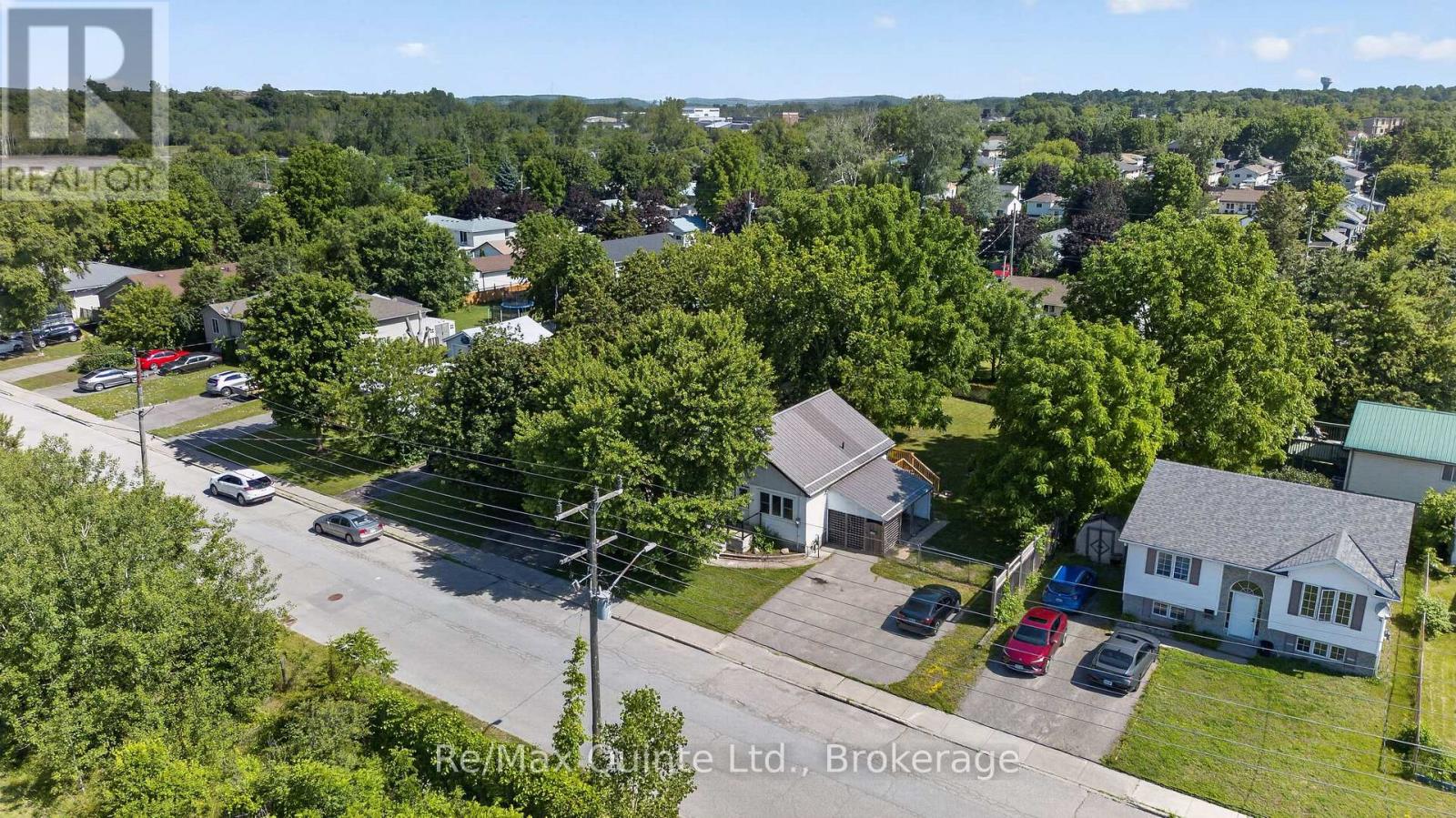 219 MARMORA STREET - 27