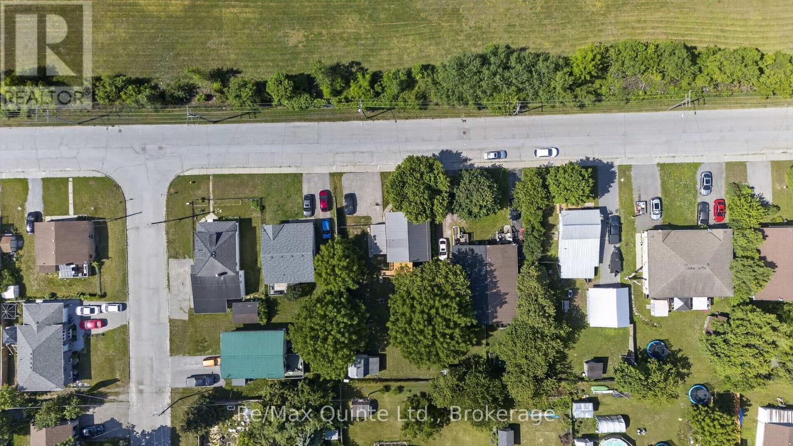 219 MARMORA STREET - 28