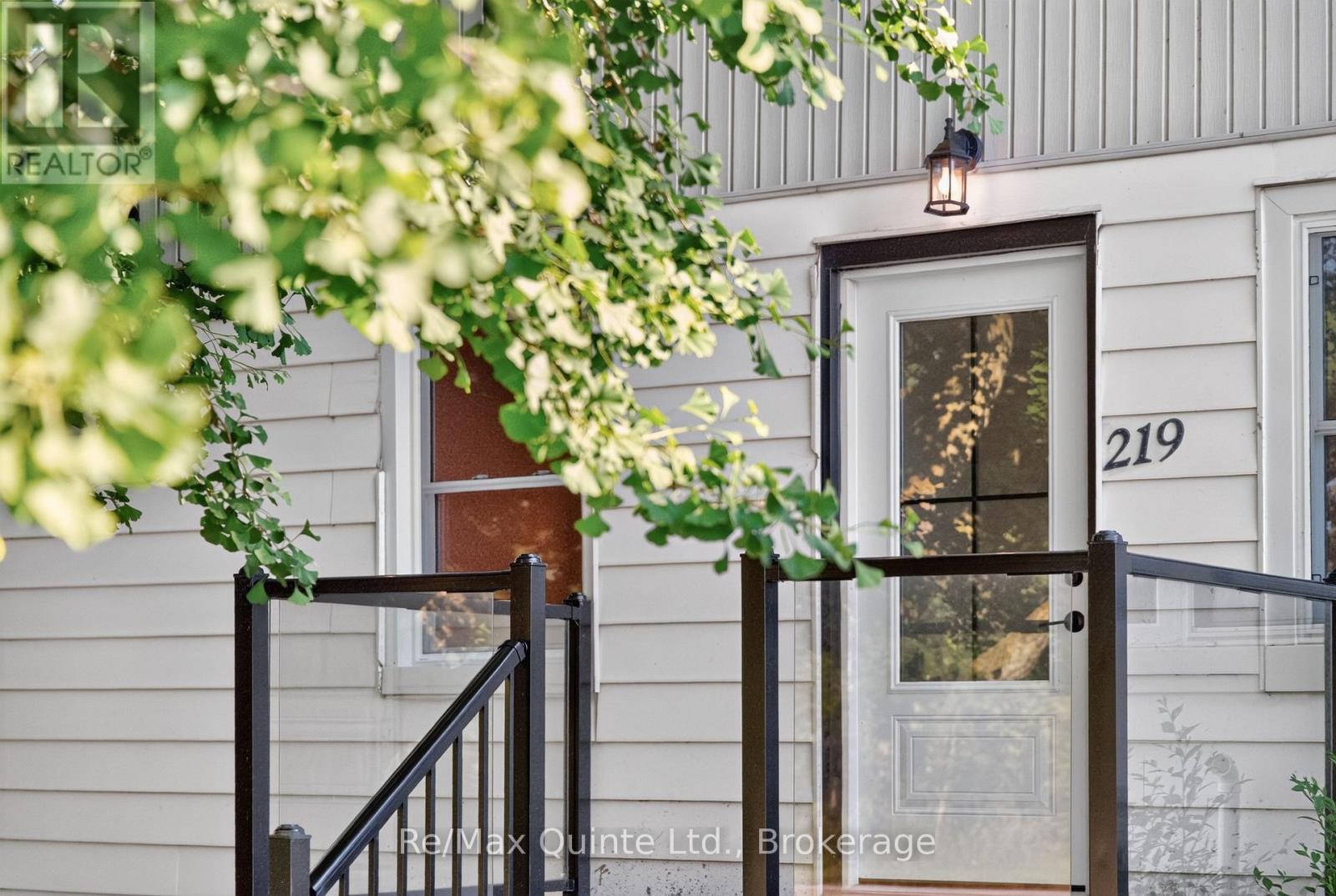 219 MARMORA STREET - 3