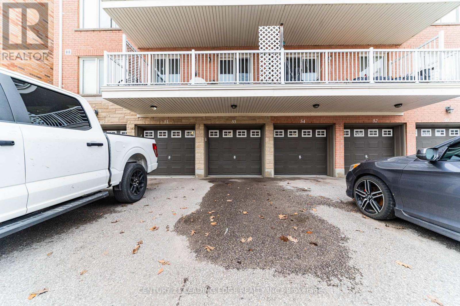 #53 653A WARDEN AVENUE - 41