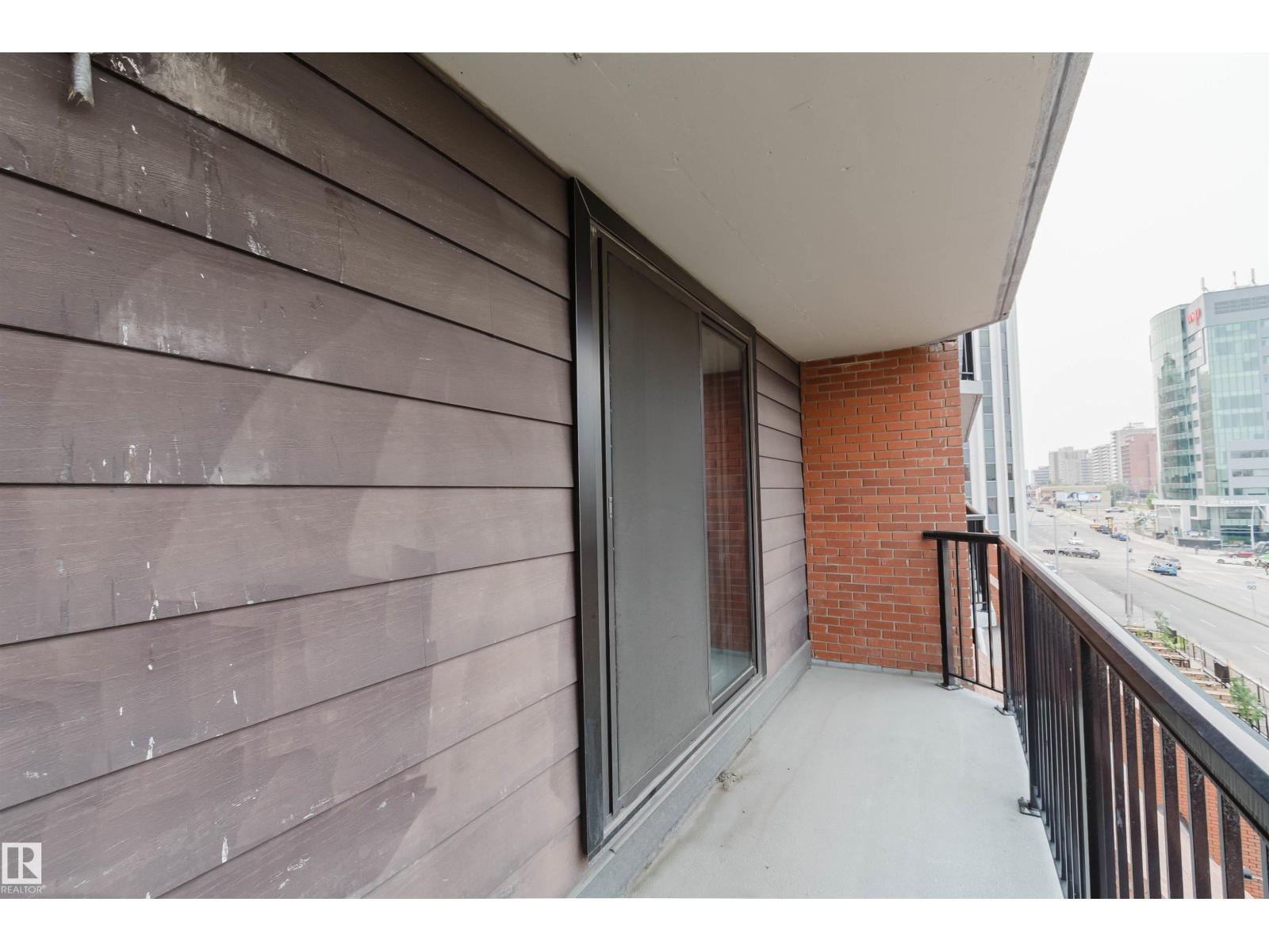 #408 10145 109 ST NW - 26