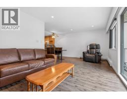 208 505 Ninth Street, New Westminster, BC V3M3W6 Photo 11