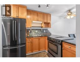 208 505 Ninth Street, New Westminster, BC V3M3W6 Photo 18