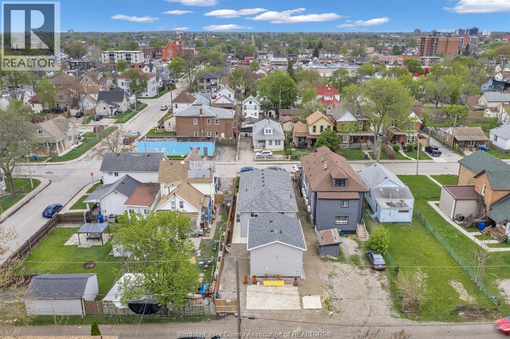 776 University Ave E - 47