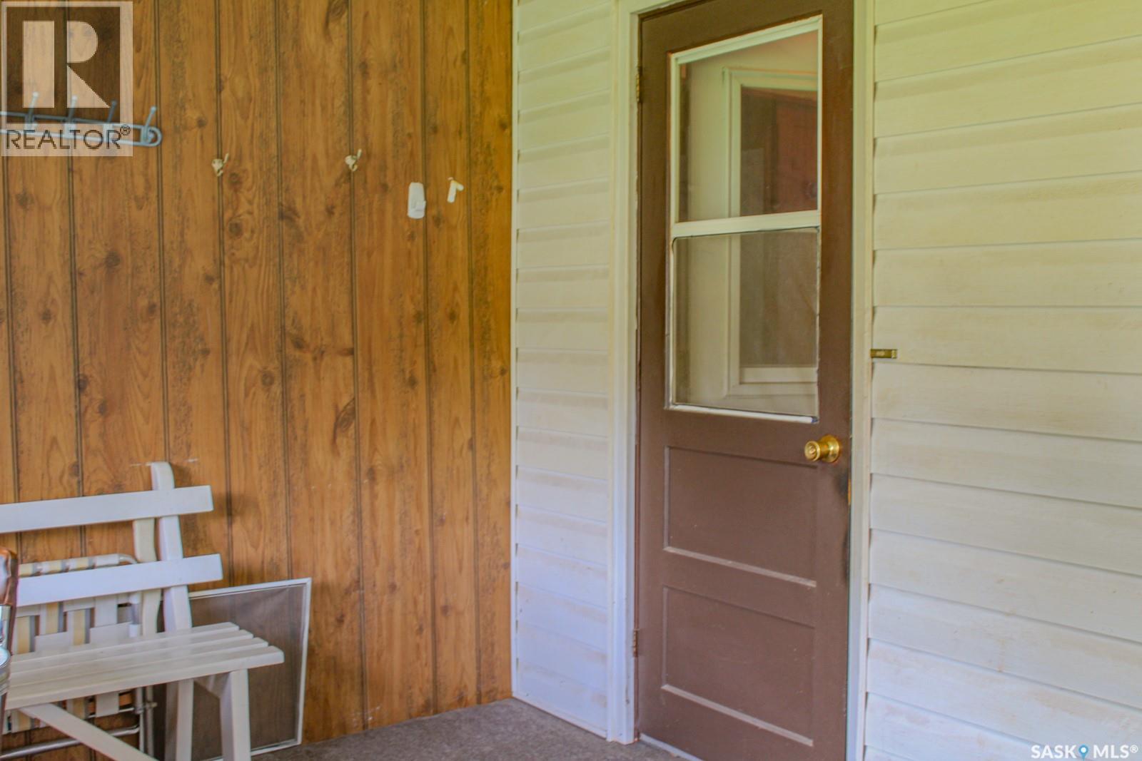 108 Crawford AVENUE E - 24