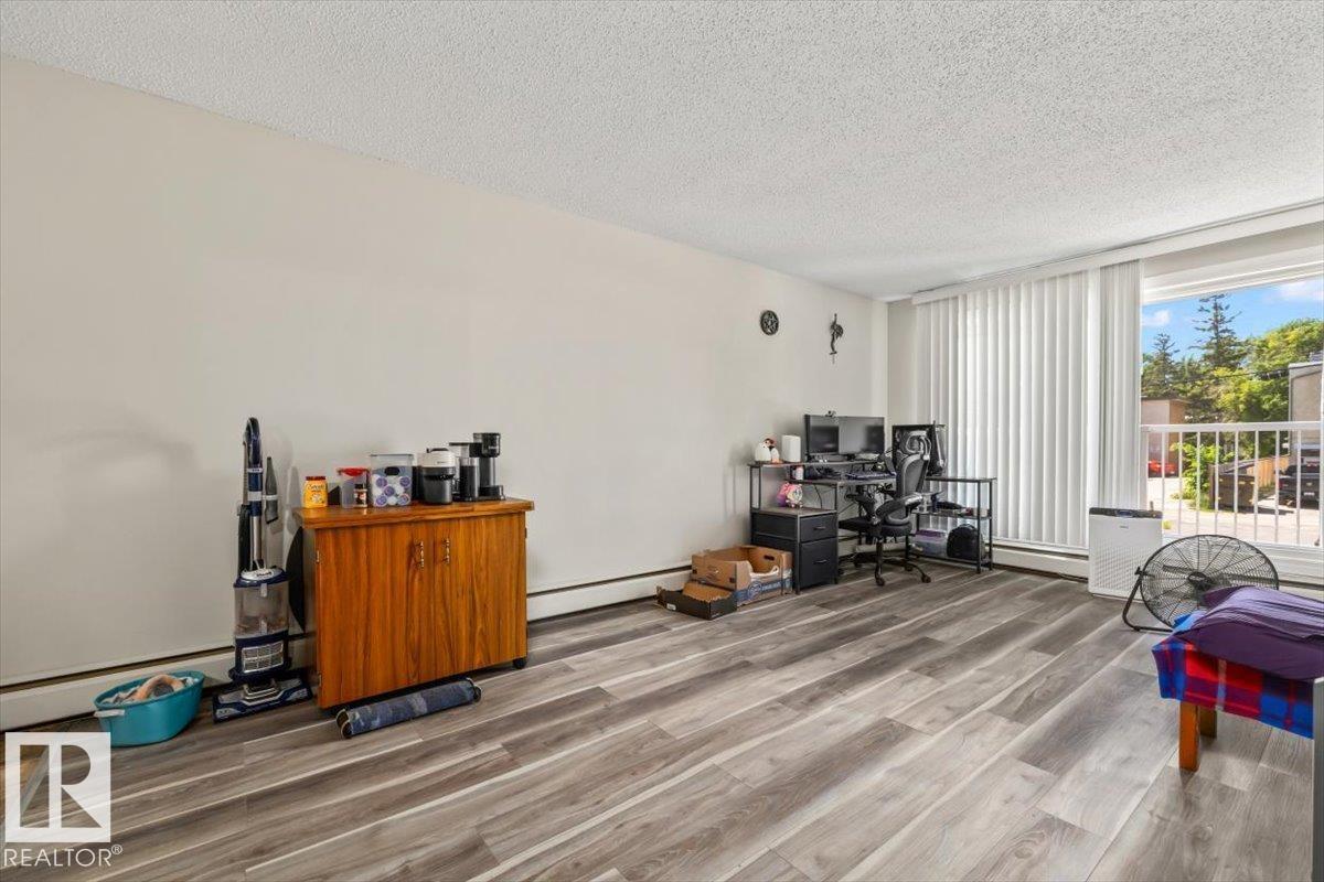 #202 10330 113 ST NW - 9