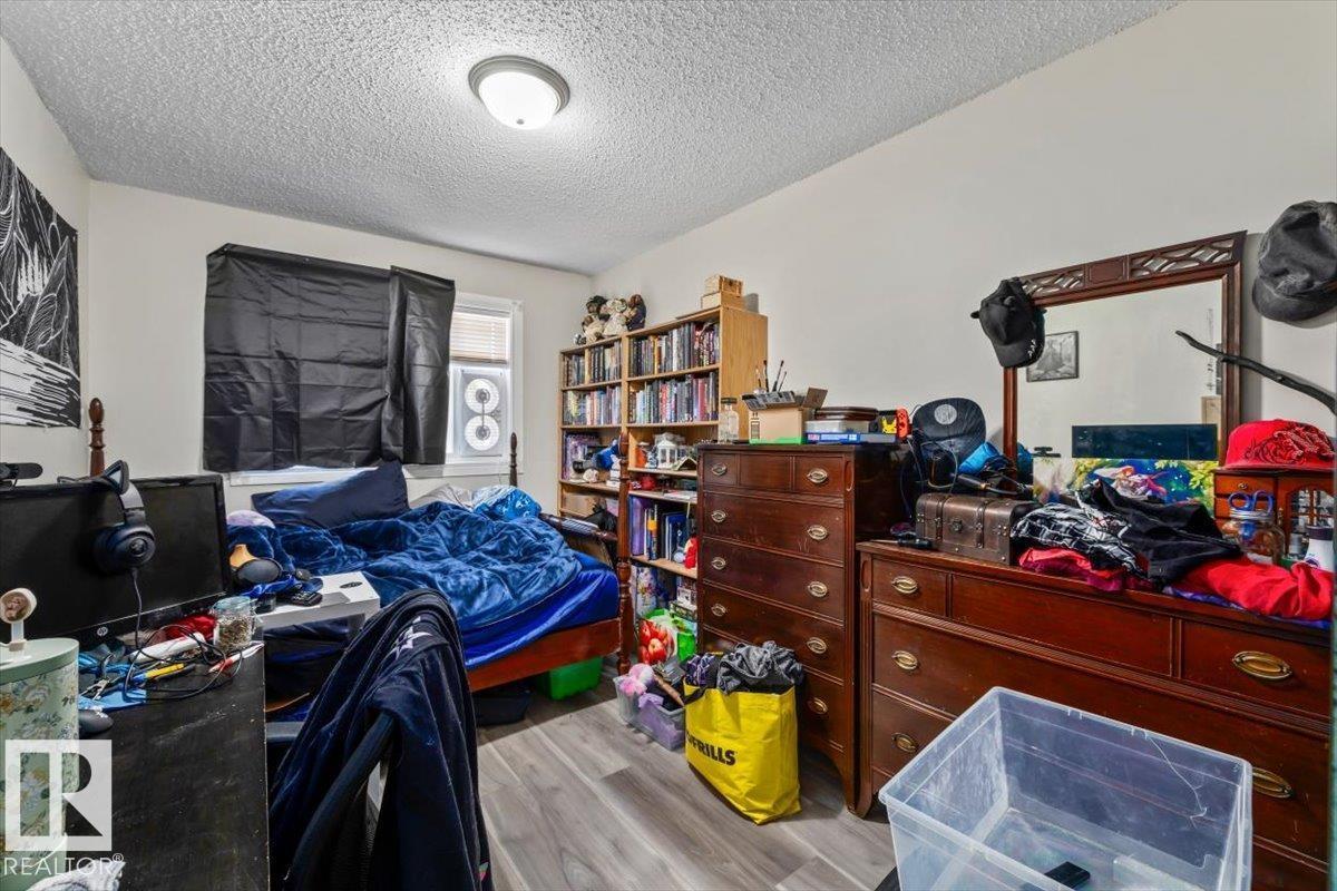 #202 10330 113 ST NW - 16