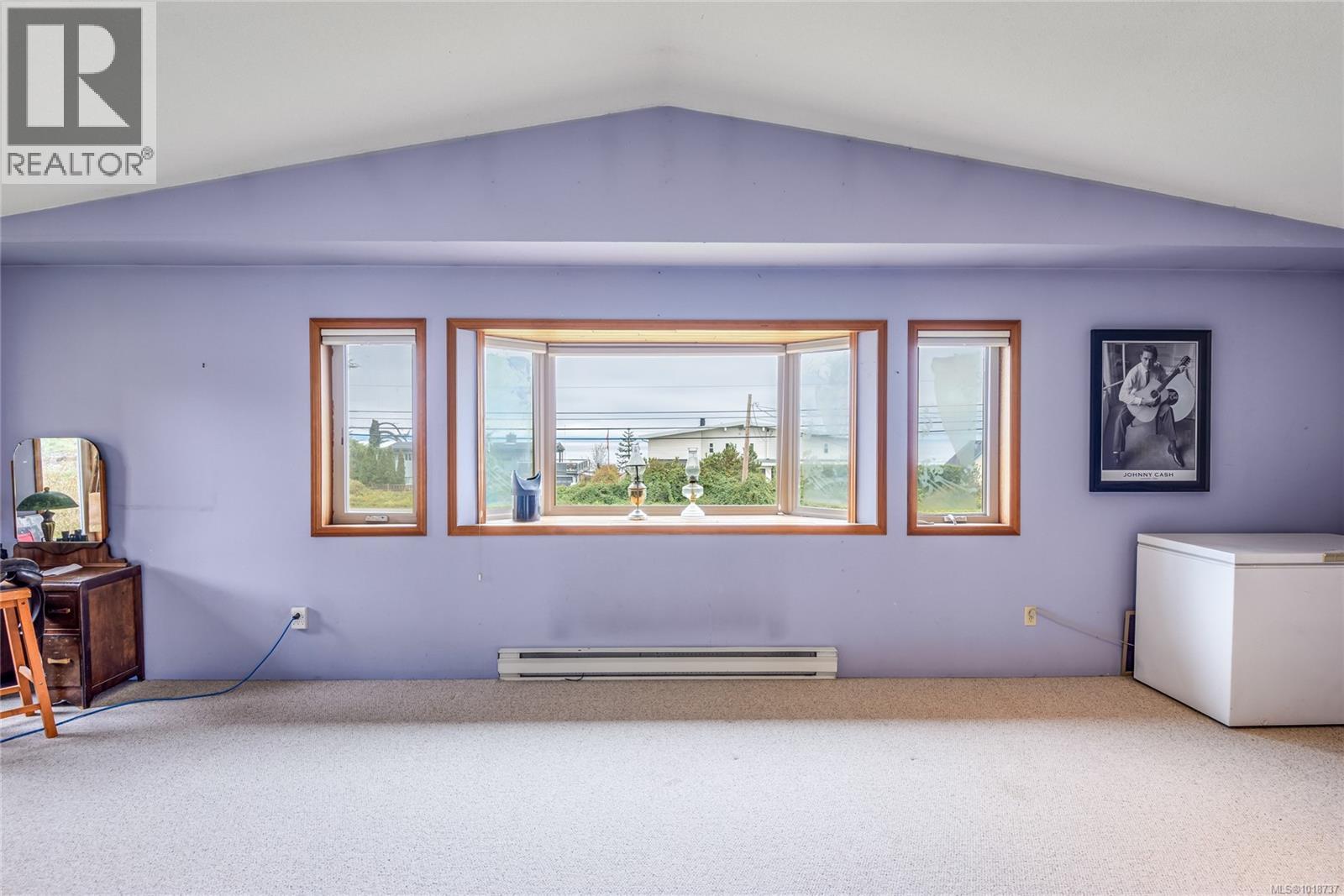 3910 Island Hwy S - 31