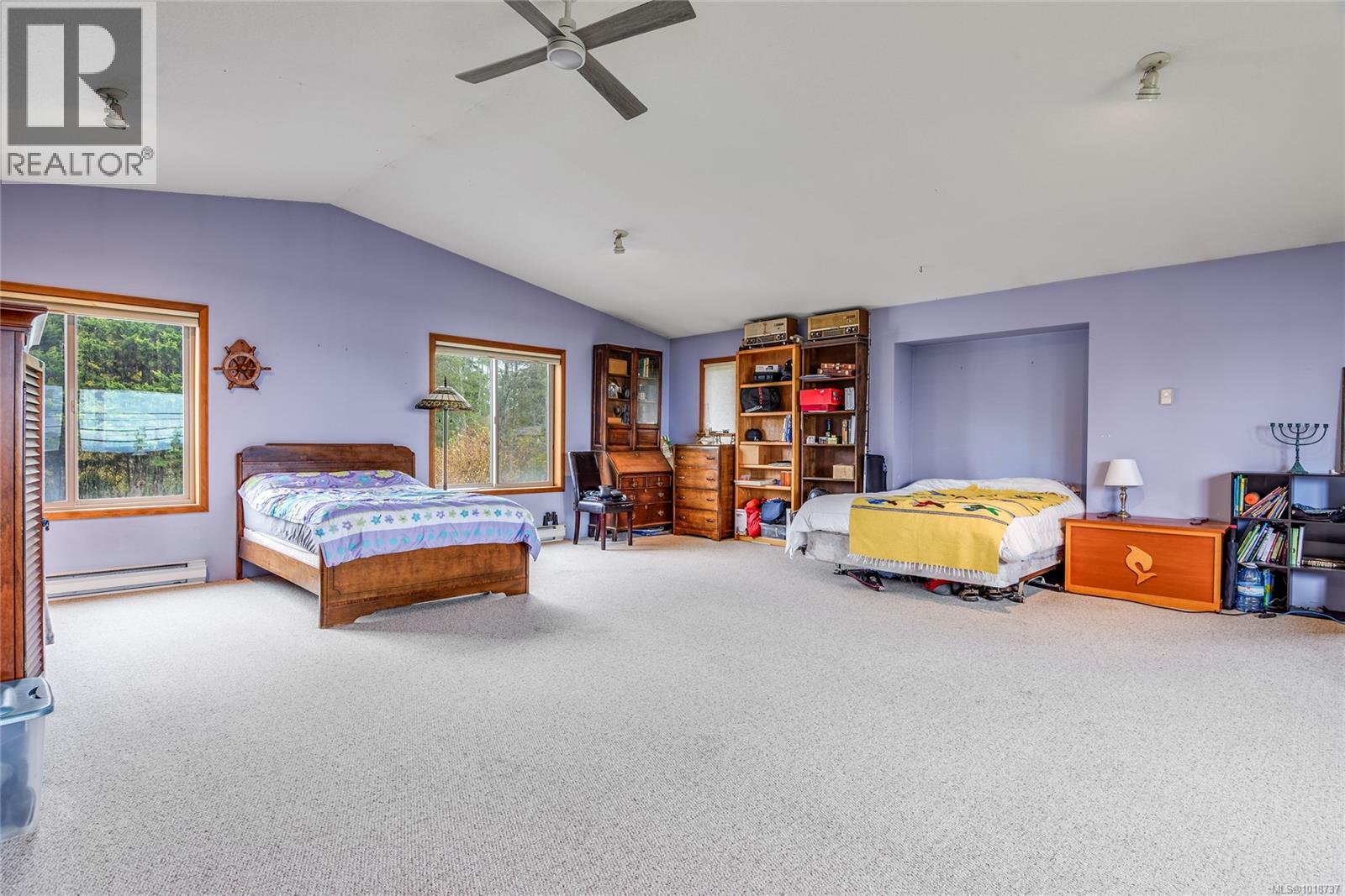 3910 Island Hwy S - 28
