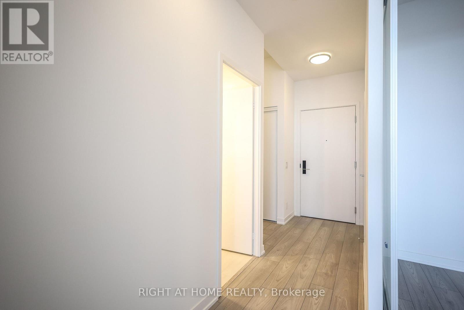 #1209 285 DUFFERIN STREET - 7