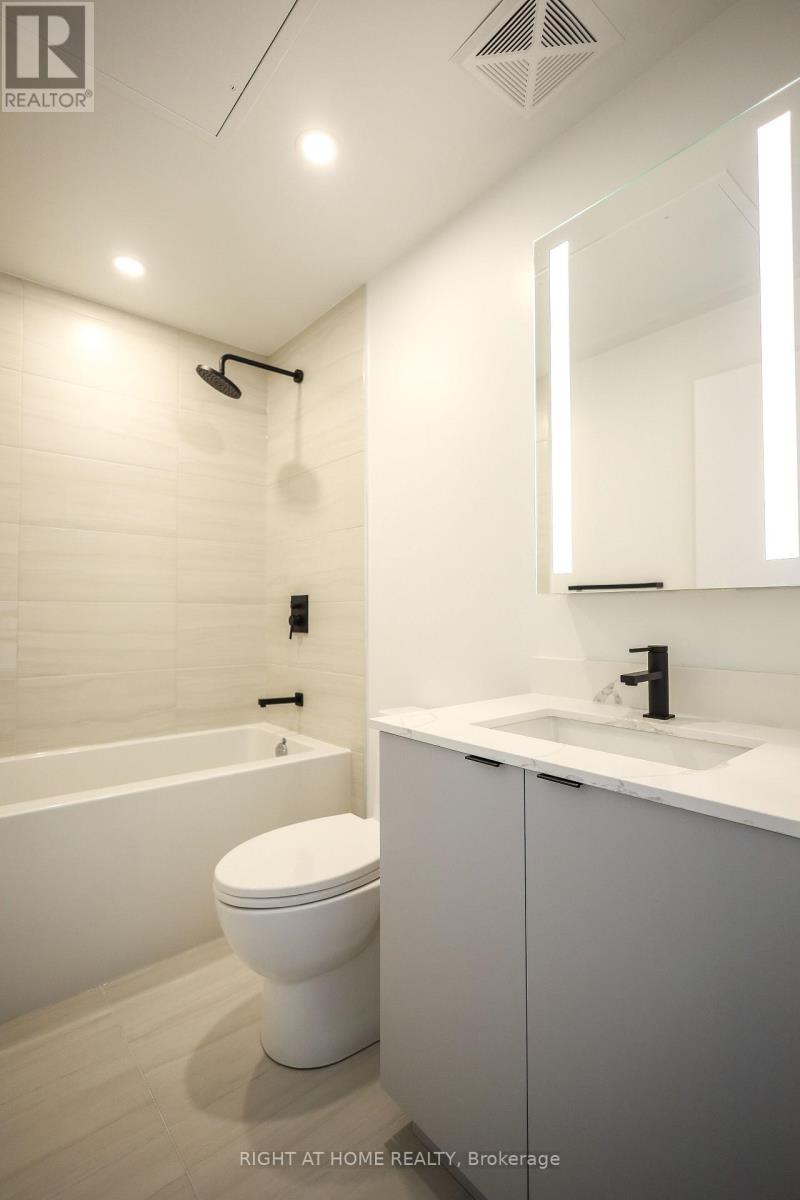 #220 285 DUFFERIN STREET - 28