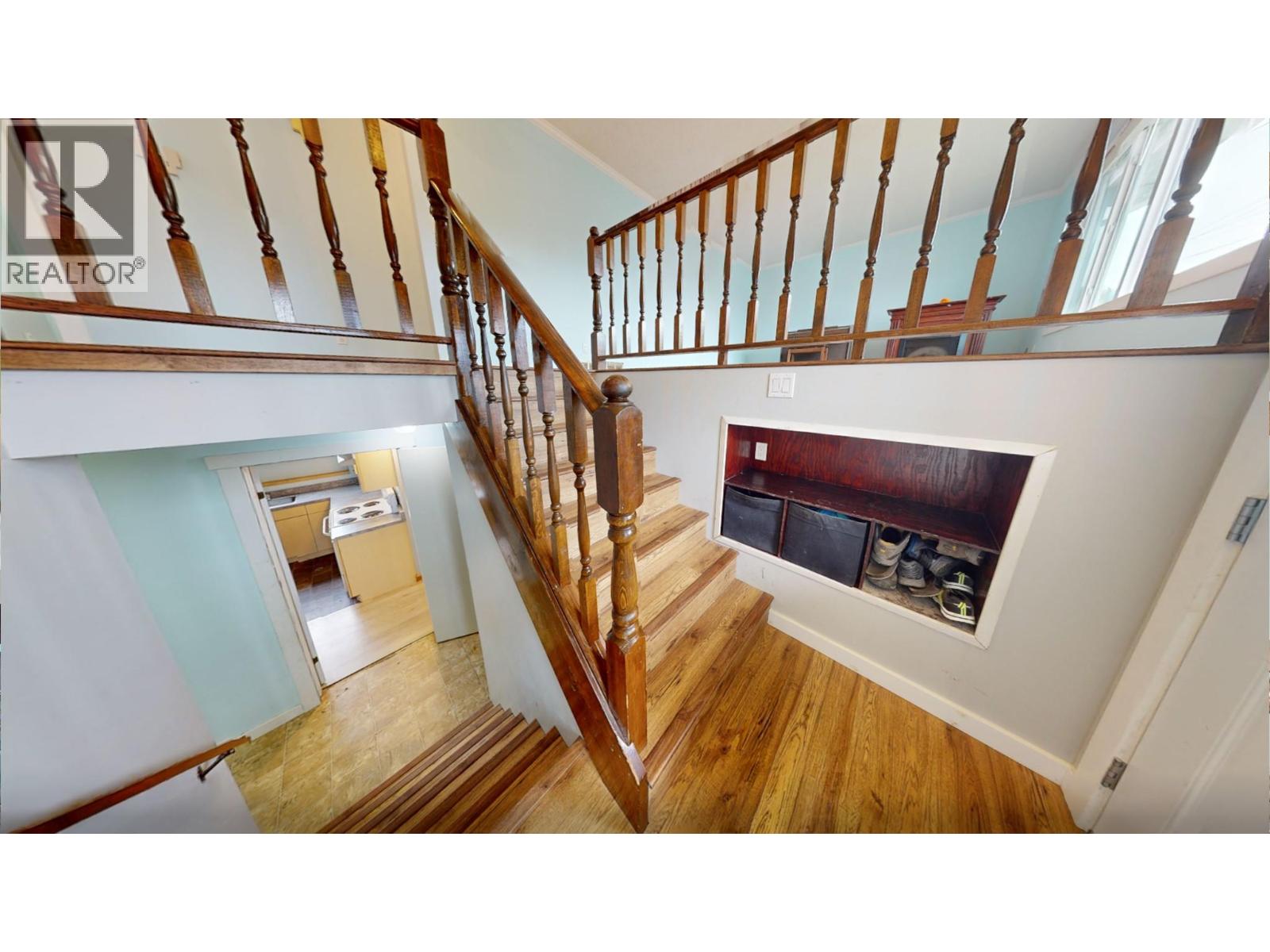 1828 Hurl Street - 23