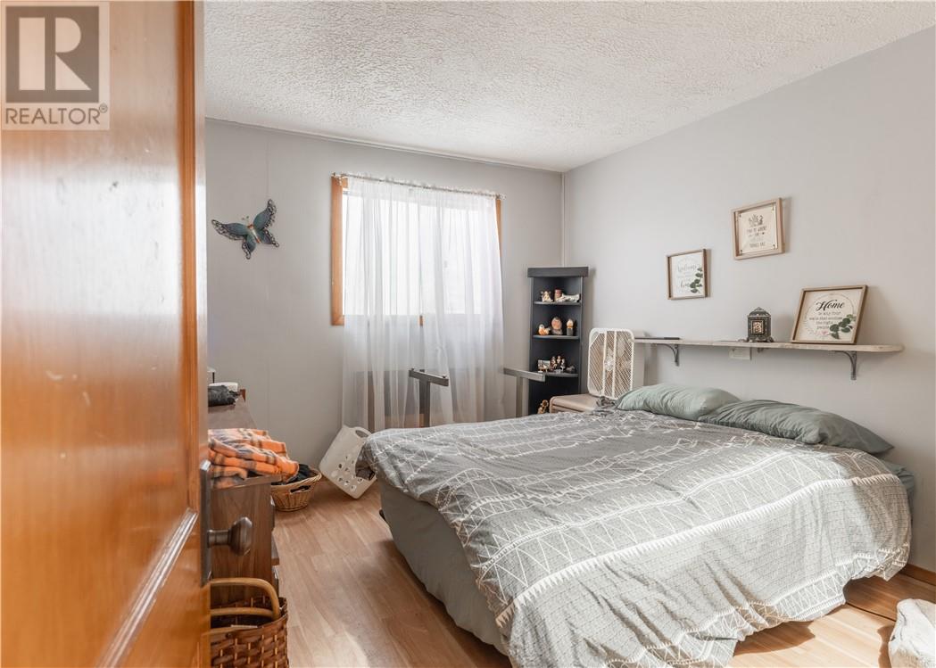219-221 King Street - 10