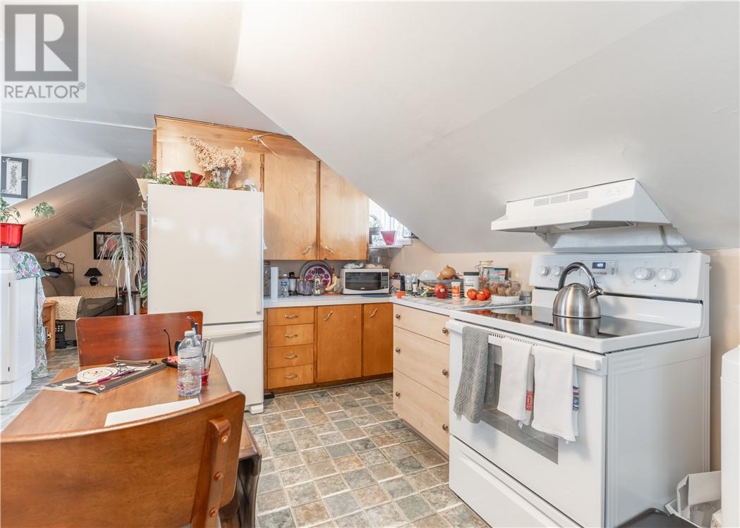 219-221 King Street - 17