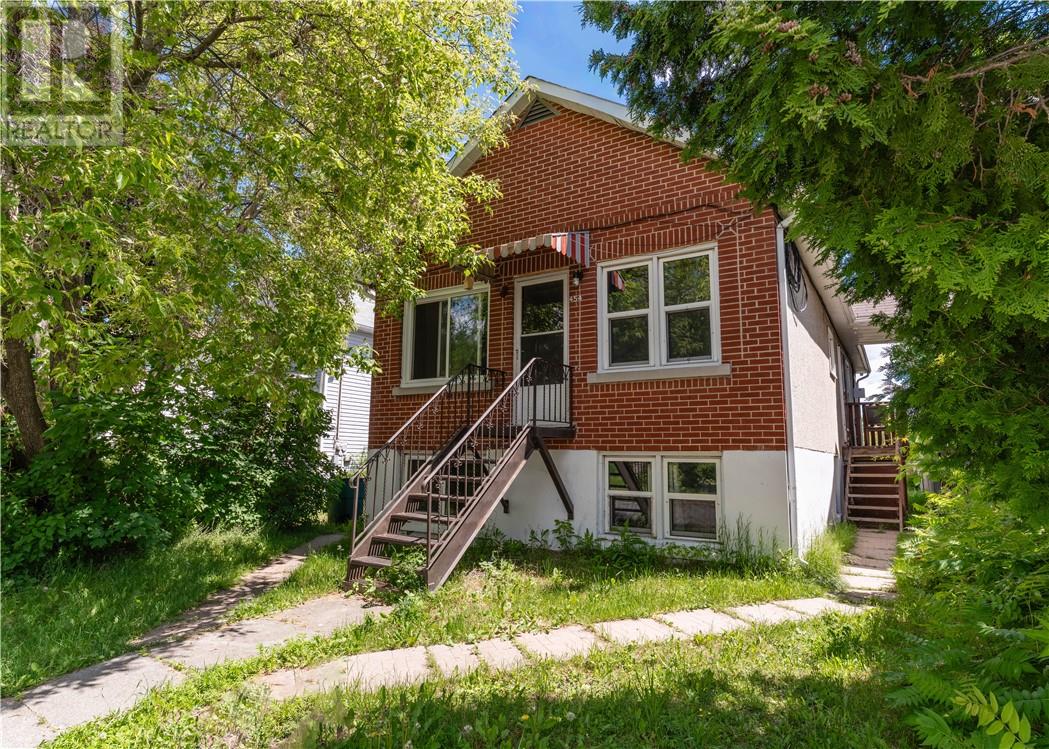454 Melvin Avenue - 1