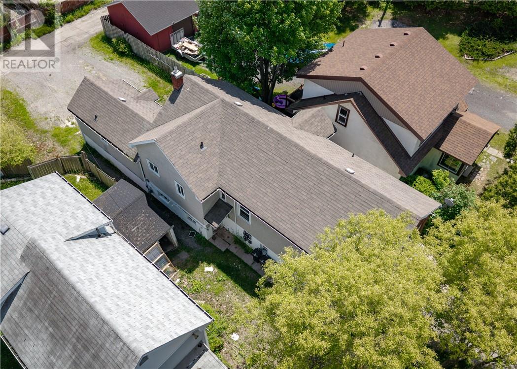 454 Melvin Avenue - 7