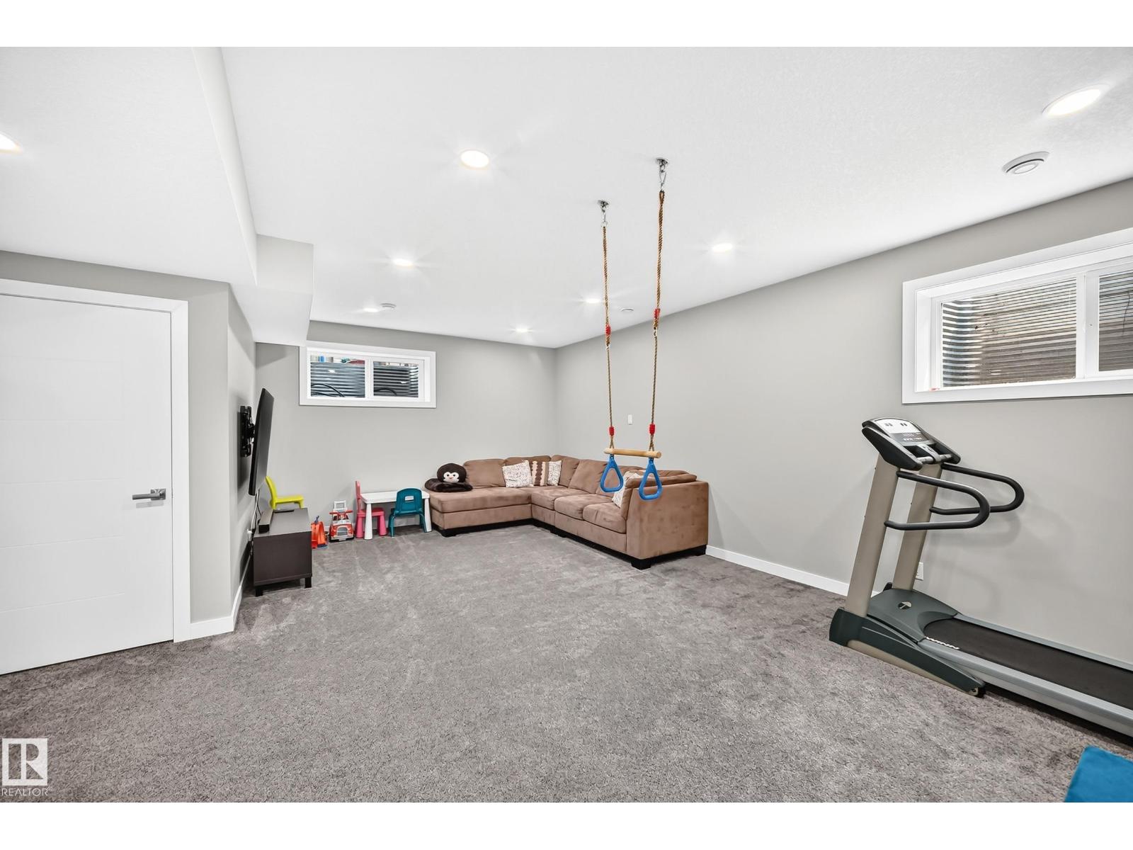 8548 CUSHING PL SW — photo 45