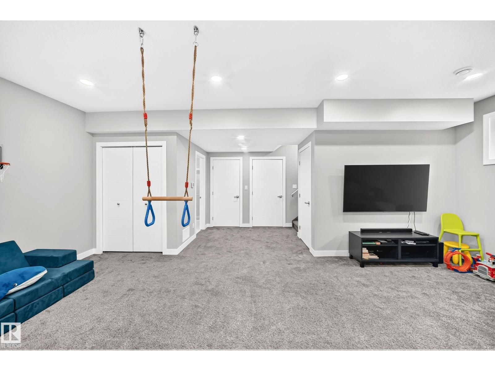 8548 CUSHING PL SW — photo 47